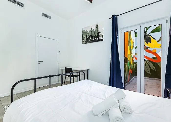 Arbutus Bed And Bar Hostel Portimao