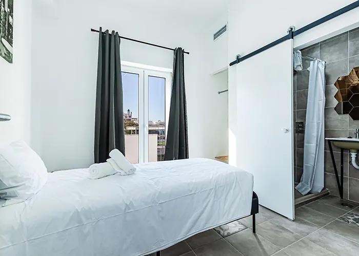 Arbutus Bed And Bar Hostel Portimao