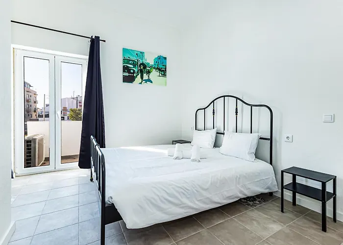 Hostel Arbutus Bed And Bar Portimao