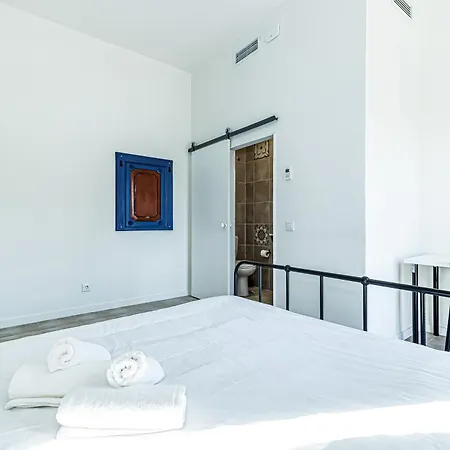 Arbutus Bed And Bar *