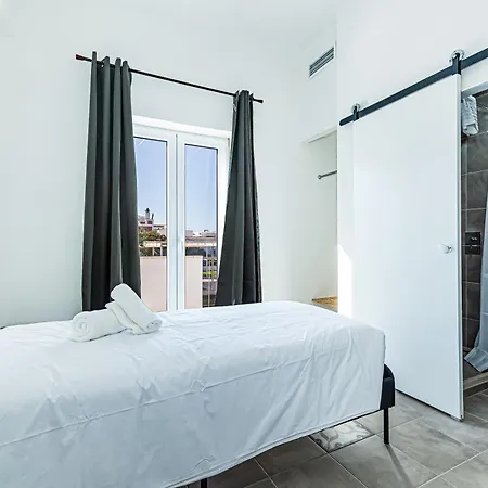 Arbutus Bed And Bar Hostel Portimão