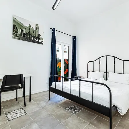 Arbutus Bed And Bar Vandrarhem Portimão